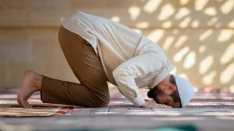 Dzikir Utama saat Ruku dan Sujud dalam Salat