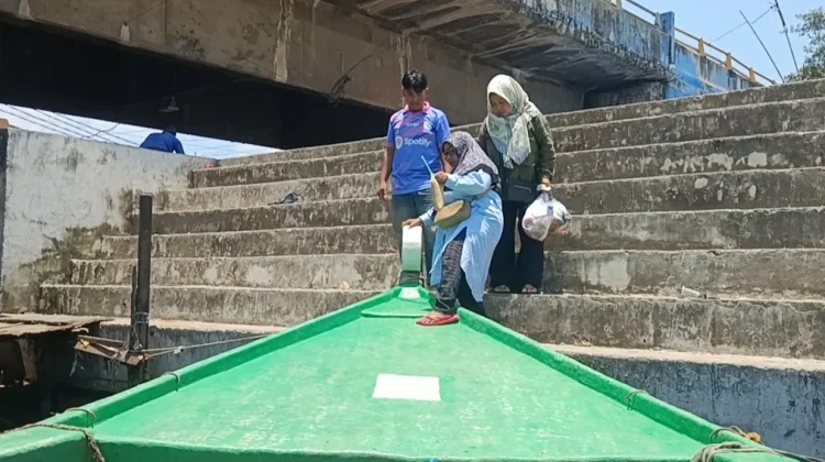 Perahu Kayu Jadi Solusi Mudik Warga Hindari Macet Jakarta