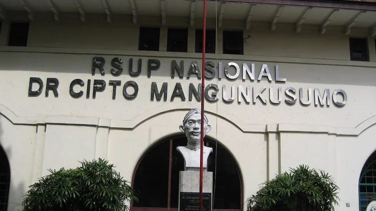 RSCM Ungkap Perkembangan Terkini Pasien Korban Trauma Cairan Kimia