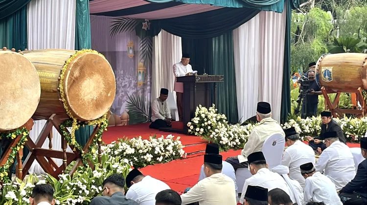 Ma’ruf Amin Jadi Khatib Salat Ied di Balai Kota DKI
