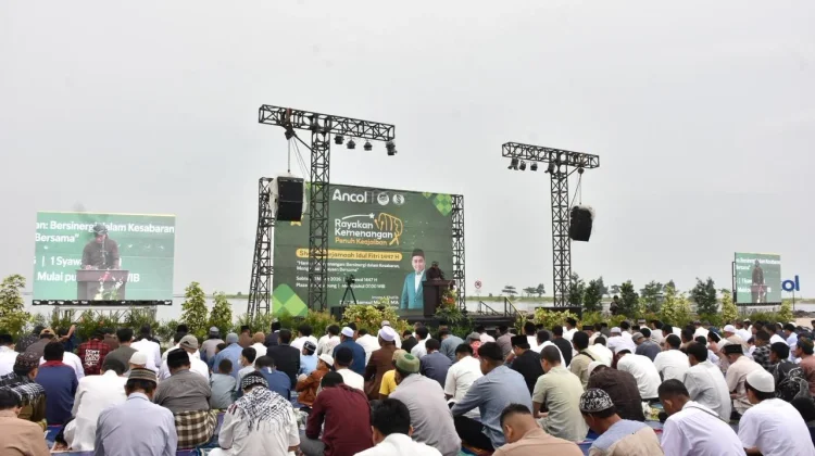 Ancol Rayakan Shalat Idul Fitri di Plaza Masjid Apung