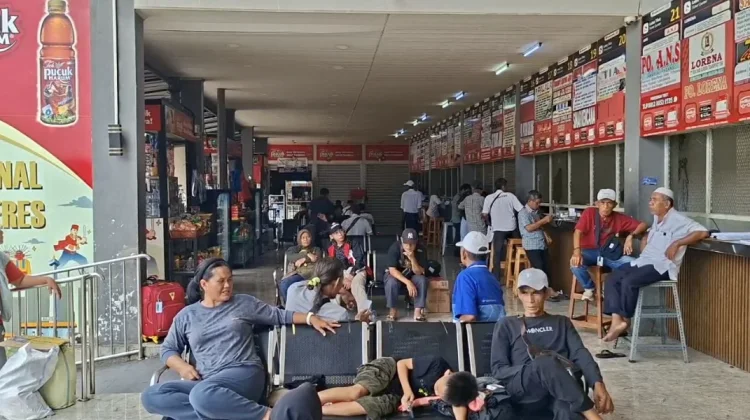 Arus Balik Lebaran, 1.609 Penumpang Tiba di Terminal Kalideres