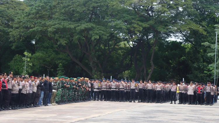 Ribuan Personel Disiagakan Kawal Pasar Murah dan Bagi Sembako di Monas