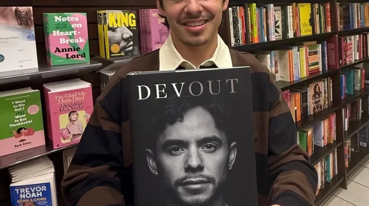 Transformasi Berani David Archuleta Dalam Proyek DEVOUT