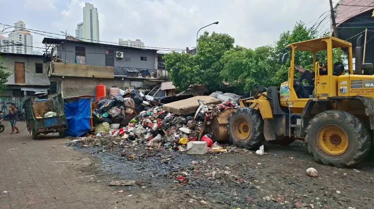 Sampah Menumpuk di Kalianyar, Sudin LH Ungap Penyebabnya