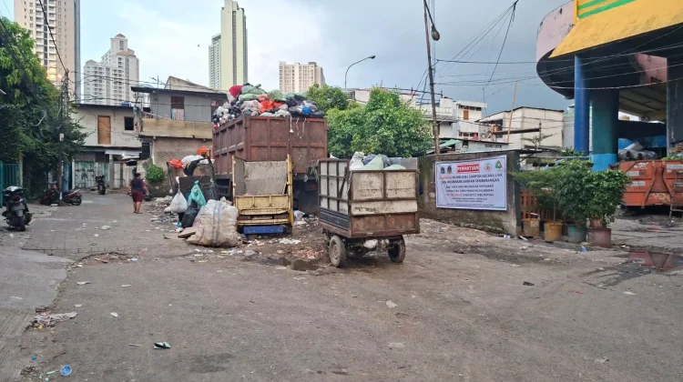 Tumpukan Sampah di Pasar Kopro Sudah Bersih, Aktivitas Kembali Normal