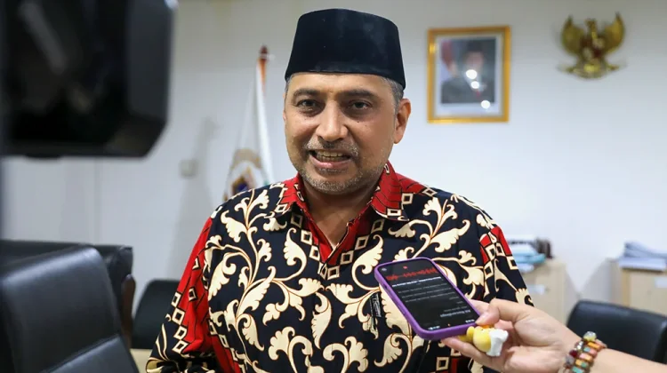 DPRD DKI Kaji Sanksi Ayah Abai dalam Ranperda Keluarga