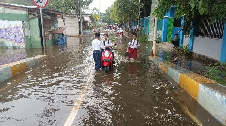 Waspada! Pesisir Jakarta Berpotensi Banjir Rob 17-23 April