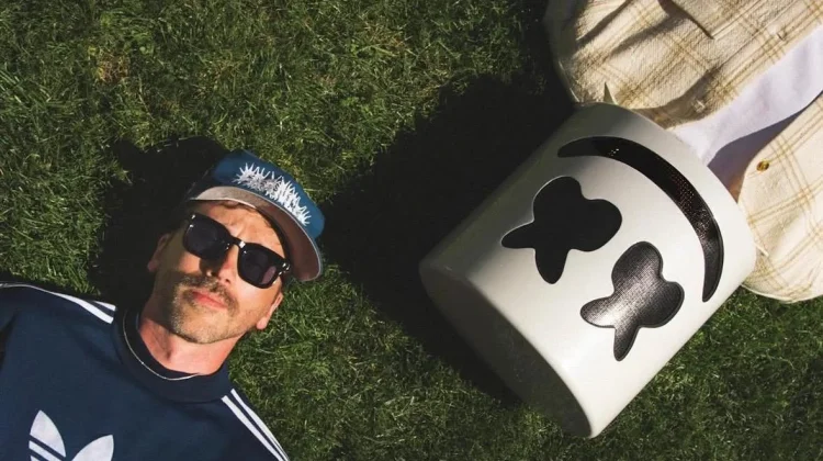 Kolaborasi Portugal. The Man dan Marshmello Rilis 'Phoenix'