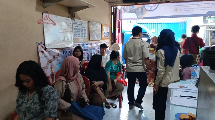 Dukcapil Jakbar Jemput Bola Pendataan Pendatang Baru di Kapuk