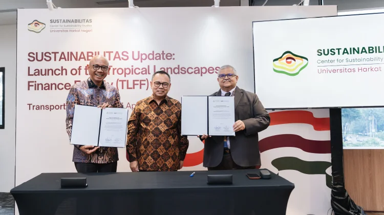 Sustainabilitas Universitas Harkat Negeri Edukasi Ekonomi Hijau Melalui TLFF