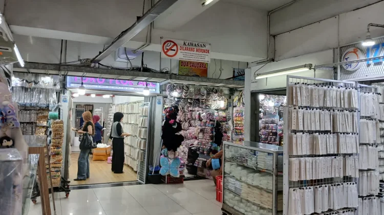 Asemka Surga Belanja Grosir Murah di Jantung Kota Tua Jakarta