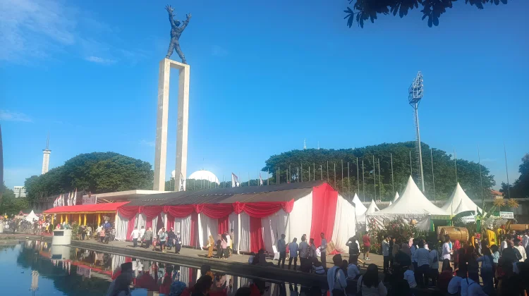 Ada Pesona Batik Jakarta Utara Diperayaan Lebaran Betawi