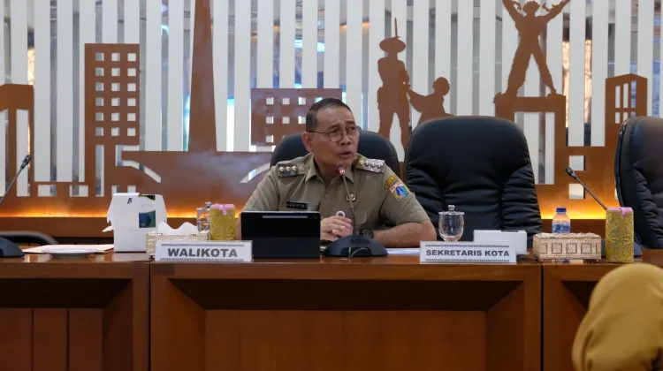 Mulai Agustus 2026, Pembuangan Sampah ke Bantargebang Dibatasi 50 Persen