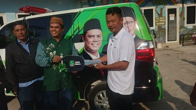 Tri Waluyo Soroti Tumpukan Sampah Hutan Kota Penjaringan