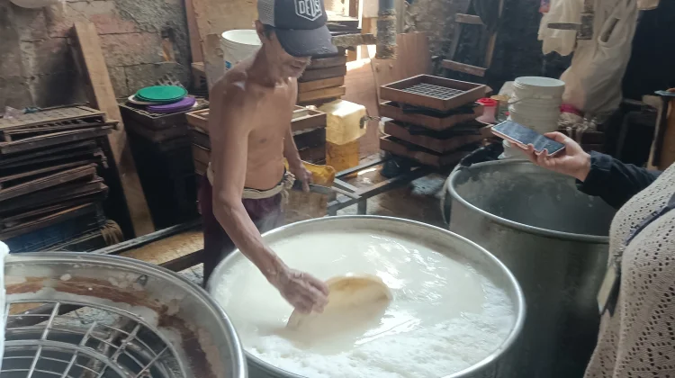 Pengelola Tahu Bertahan, Kedelai Tembus Rp10.800/Kg