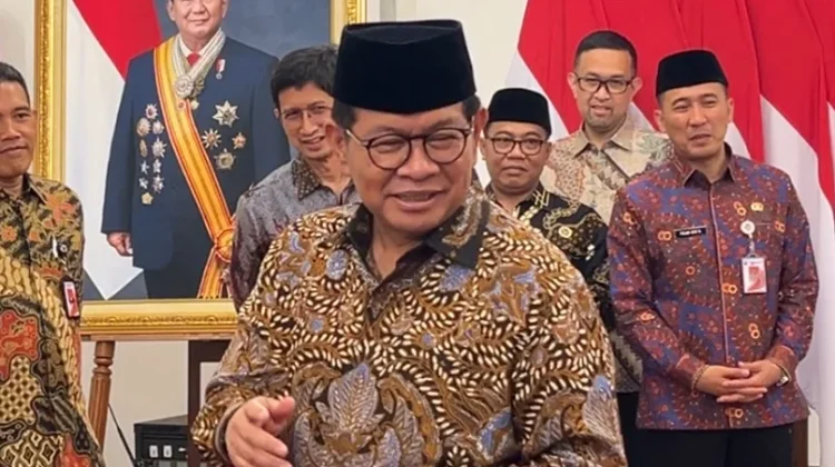 Gubernur Pramono Minta Petugas Haji Berikan Pelayanan Terbaik untuk Jemaah