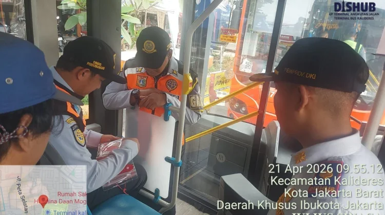 Pastikan Keselamatan Penumpang, Terminal Kalideres Periksa Puluhan Armada