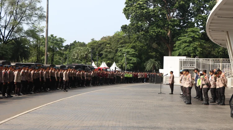 1.200 Personel Gabungan Amankan Laga Persija vs Persis di GBK