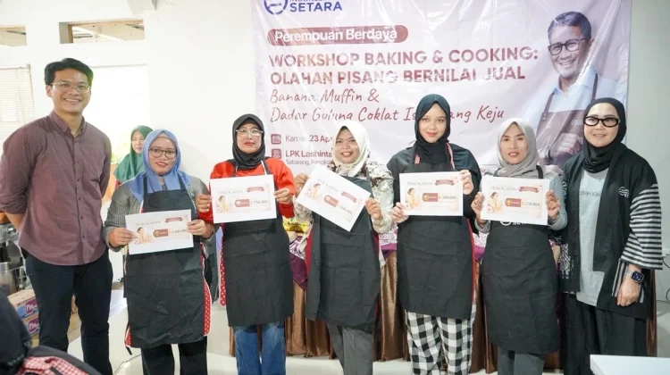 YIS Dorong Kaum Perempuan Mandiri Melalui Usaha Berbasis Rumahan