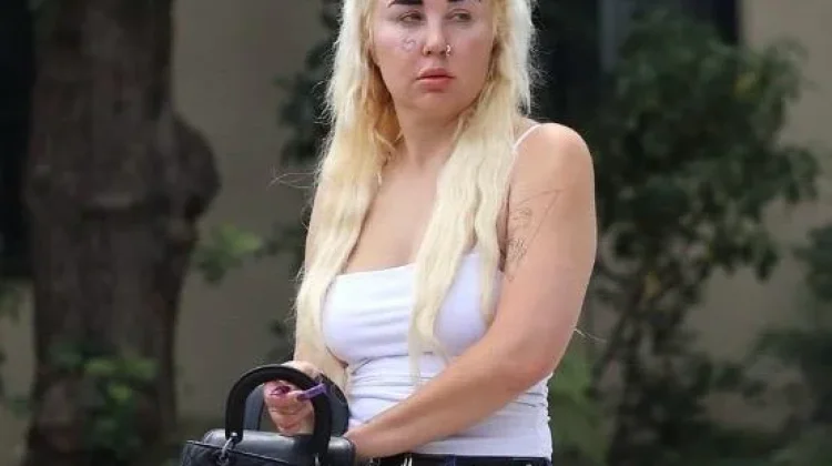 Amanda Bynes,  Merilis Single EDM bertajuk ‘Girlfriend’
