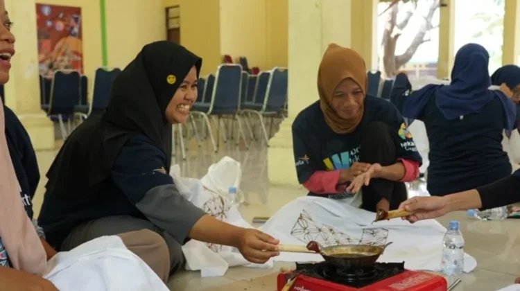 Puluhan Peserta Ikuti Bimtek Ekonomi Kreatif