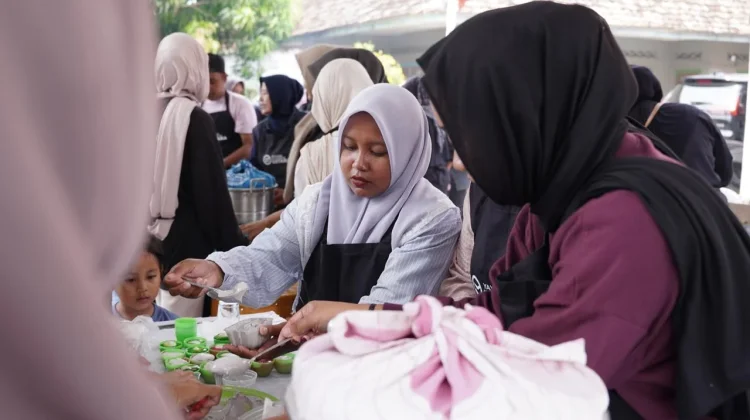 Peserta Pelatihan UMKM YIS Kebanjiran Pesanan