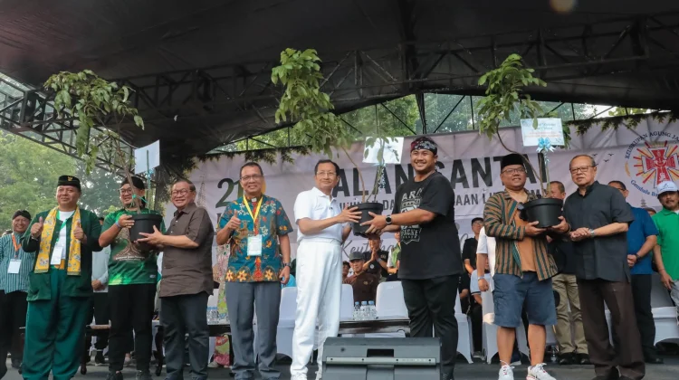Gubernur Pramono Ajak Masyarakat Jaga Kerukunan hingga Kelestarian Lingkungan