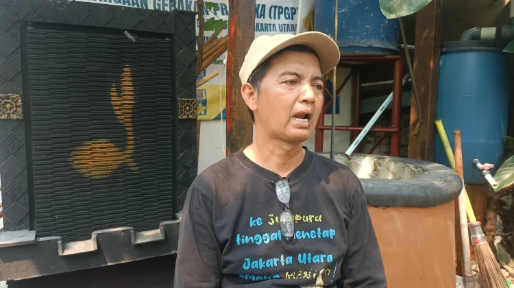 Kisah Inspiratif Pak Dani: Ubah Gang Sempit dan Tempat Sampah Liar, Jadi Kebun Anggur