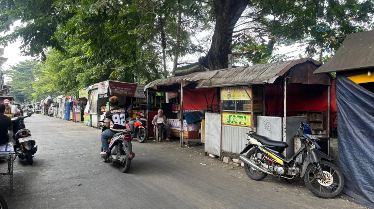 Penataan Jati Pinggir Dimulai, Bangunan Liar dan 150 PKL Ditertibkan