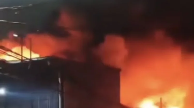 Tiga Gudang di Pergudangan Miami Kalideres Kebakaran