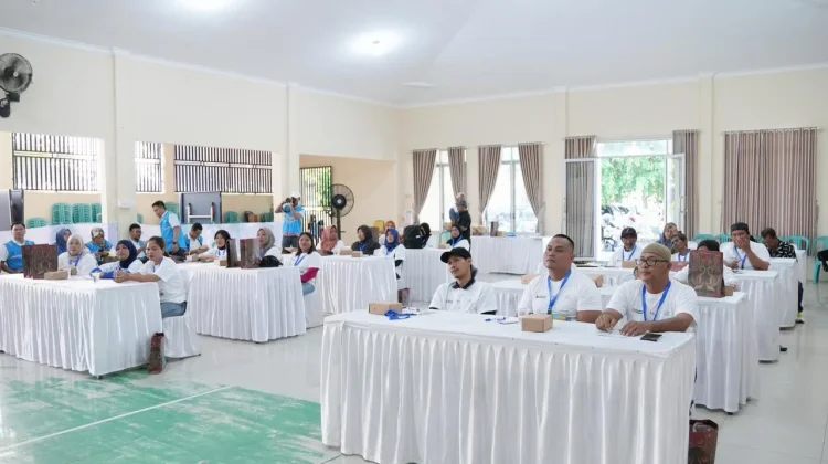 PLN EPI-PT Pelayaran Bahtera Adhiguna Kelola Sampah di Kawasan Wisata Bagek Kembar