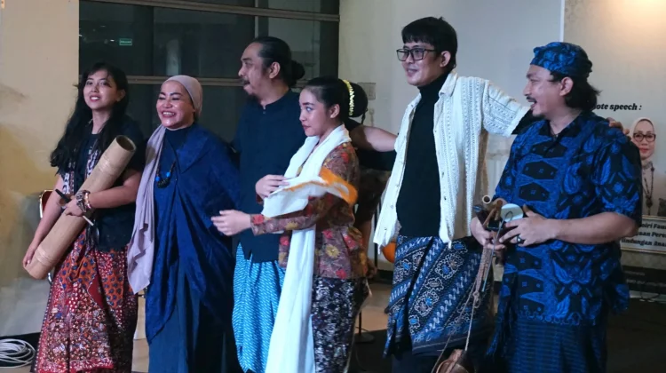Swara SeadaNya Pentaskan Repertoar Kartini di Majelis Nyala Purnama