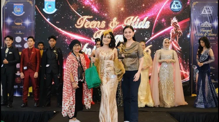 Tampil Memukau, Camay Anjani Raih Best Personality Tangsel Teen & Kids Universe