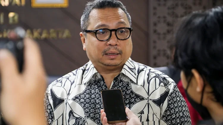 Efisiensi Energi, Legislator DKI Dorong Evaluasi Jam Operasional Mal
