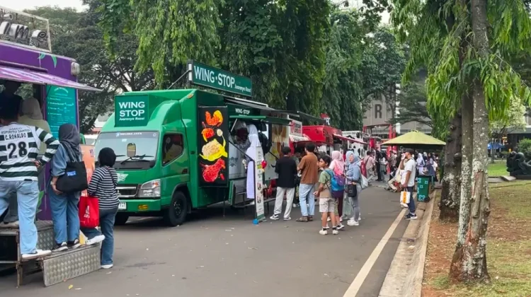 Libur Iduladha dan Cuti Bersama, Masyarakat Padati TMII