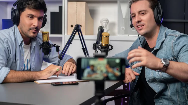 Suara Announcer Modern Bergeser, Pendengar Kini Cari Keaslian Vokal