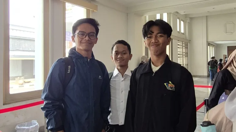 Tiga Siswa PKBM Alam Jingga Lolos SNBT dan Tembus PTN Favorit