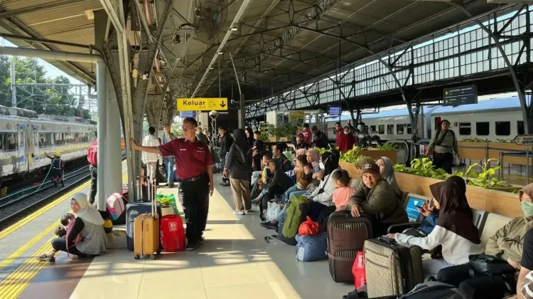 Libur Panjang, Penumpang KAI Capai 149 Ribu per Hari