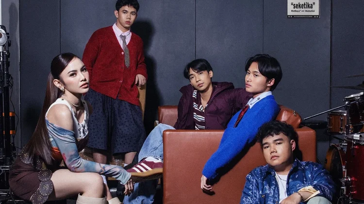 Kolaborasi Rizwan Fadilah, RnBoyz, dan Mahalini Rilis 'Seketika'