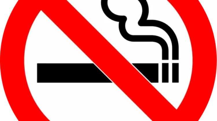Merokok dapat Ganggu Kesehatan Saluran Pencernaan