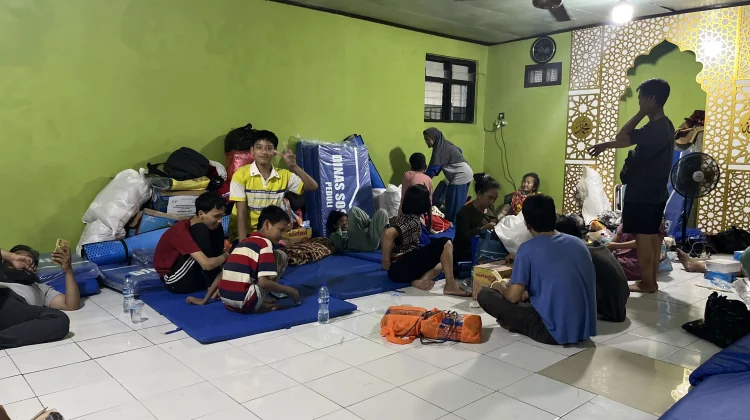 Hari Kelima Pasca Kebakaran Tambora, Warga Masih Bertahan di Pengungsian