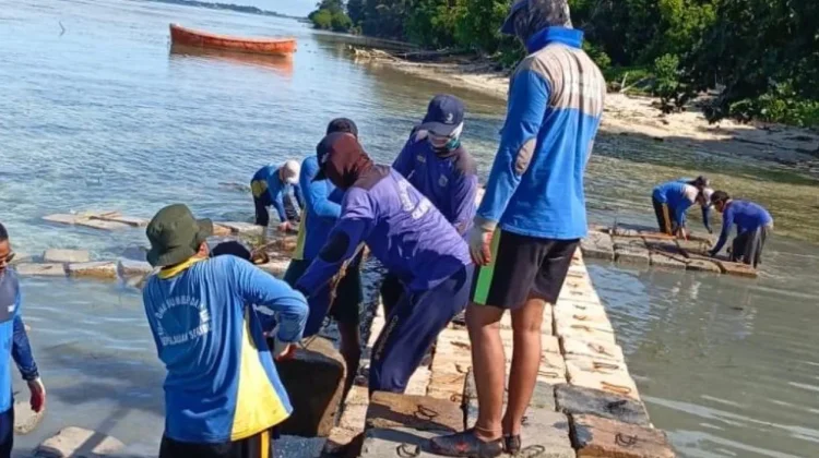 Pembangunan Tanggul di Pulau Payung Capai 80 Persen