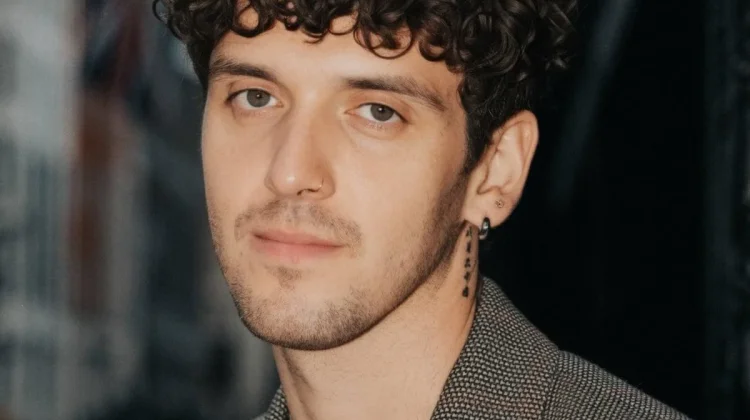 Peduli Kesehatan, Penyanyi Asal AS Lauv Mundur dari Dunia Musik