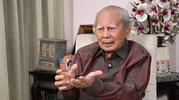 Prof. Emil Salim: Alam Harus Jadi Dasar Pembangunan di Indonesia