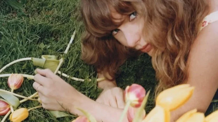 Taylor Swift Rilis Lagu Pengisi Film Toy Story 5