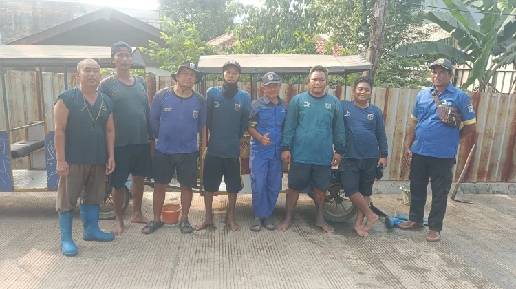 Kisah Pasukan Biru SDA Jaga Aliran Air Jakarta Utara