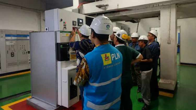 PLN Pastikan Pasokan Listrik Lancar saat Pemeliharaan Gardu PAM Jaya