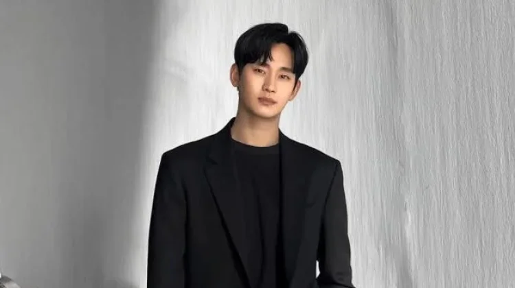 Bulan Depan, Kim Soo Hyun Dijadwalkan Syuting Iklan Fesyen Asal Filipina