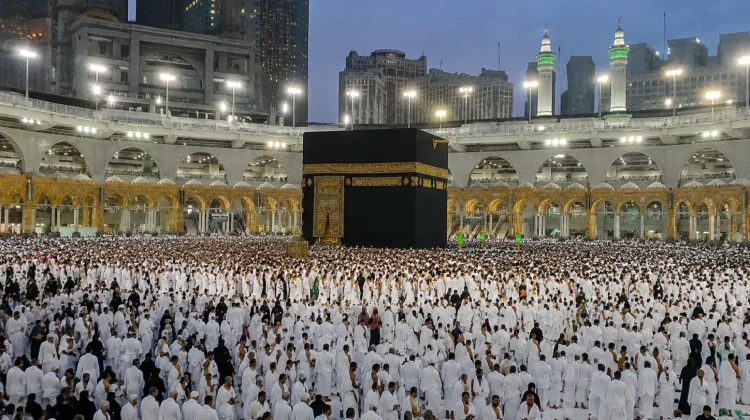 Hikmah Ibadah Haji: Perjalanan Spiritual Mendekatkan Diri kepada Allah